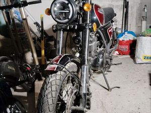 MOTO BULLIT HUNT S 125