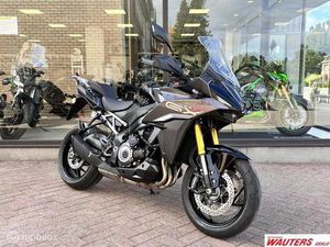 ② SUZUKI GSX S1000GX