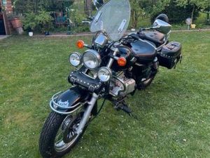 SUZUKI MARAUDER 125 CCM MOPED/ CHOPPER