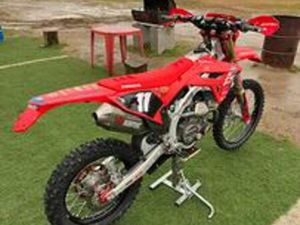 HONDA CRF 250 2024