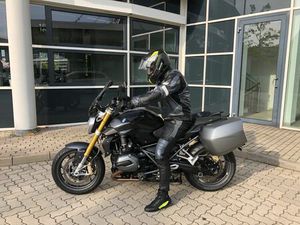 BMW R1200R LC