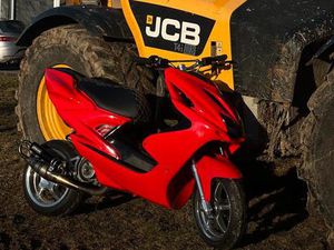 VERKAUFE YAMAHA AEROX (TOP ZUSTAND)