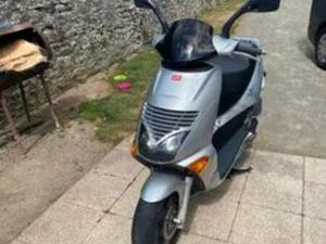SCOOTER 125