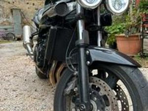 TRIUMPH FOUR SPEED 600 CC