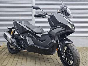 HONDA ADV 350 | SCOOTER USADA PREÇO € 6.100,00 - P39618 LOPES & LOPES