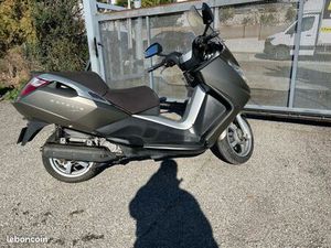 PEUGEOT SATELIS 125 2011