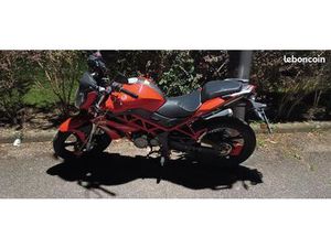 BENELLI BN 125 – 2022 – 6 263 KM – 2ᵉ MAIN