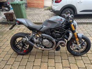 DUCATI MONSTER 1200S