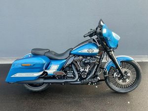 FLHXST STREET GLIDE ST FAST JOHNNIE 117