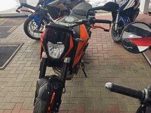 KTM 690 DUKE