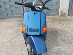 VESPA COSA 200