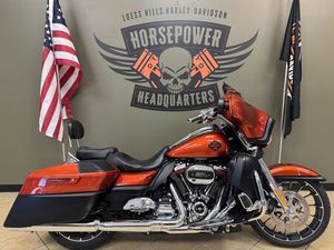 2018 CVO® STREET GLIDE®