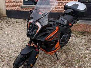 KTM 1290 SAS - 2023 - PRÊTE À AVALER LES BORNES