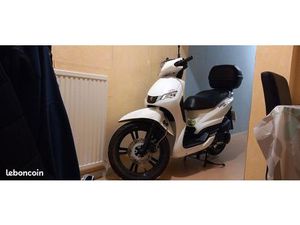 SCOOTER PEUGEOT TWEET 125