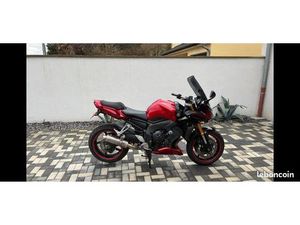 A VENDRE MOTO FAZER FZ1