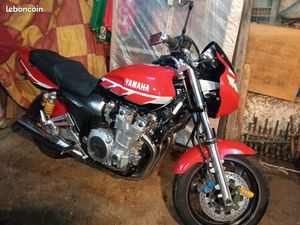 YAMAHA 1300 XJR SP SARRON