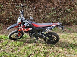 APRILIA SX125 SOUS GARANTIE