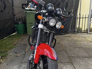 HYOSUNG COMET 650 CANTON SAINT-GALL -