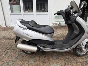 PEUGEOT ELYSÉO 125 CCM ROLLER / MFK 02.25 CANTON BERNE -