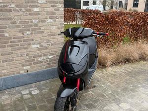 ② PEUGEOT VIVACITY SPORT