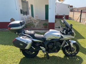 YAMAHA - FZ6 FAZER S2