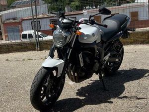 YAMAHA - FZ6 S2