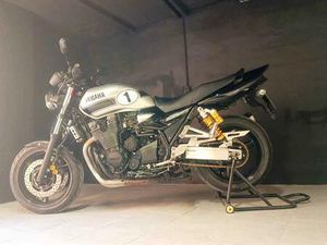YAMAHA - XJR 1300 INYECCIÓN 50 ANIV