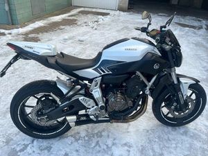 YAMAHA MT-07