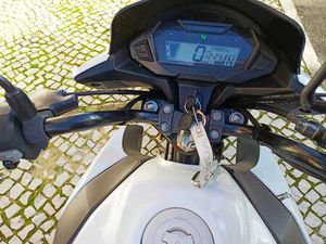 LINDA MOTA CB125 AMORA