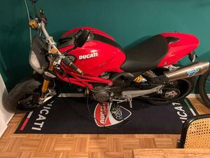 DUCATI MONSTER 1100S BJ. 2009, 32,324KM,