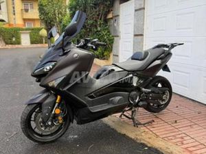 TMAX WW MAROC COMME NEUF