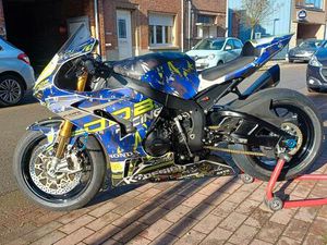 ② HONDA CBR1000 RR-R SP 2023 30E ANNIVERSAIRE