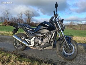 HONDA NC 700S AVEC ABS