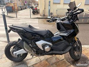 HONDA XADV