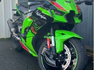 KAWASAKI ZX 10 R 2023