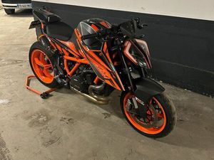 KTM SUPERDUKE R AUSTINRACING