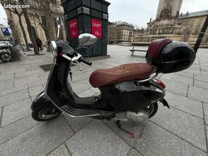 VENDS VESPA PRIMAVERA 125