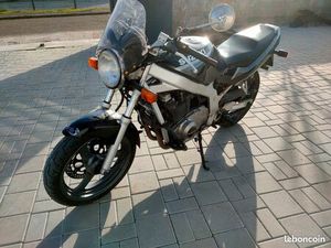 MOTO SUZUKI GS 500 E