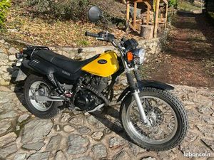 YAMAHA TW 125