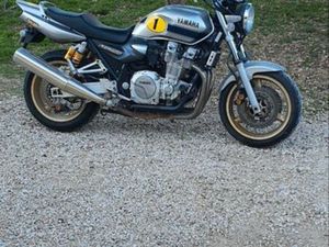 YAMAHA 1300 XJR