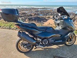 T-MAX 560 YAMAHA TECH MAX