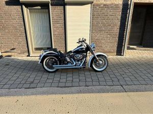 ② HD SOFTAIL DELUXE