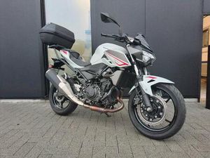 ② KAWASAKI Z400 ABS A2 MET 2 JAAR GARANTIE!