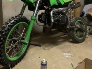 DIRT 125 BEAUCOUP DE PIÈCE NEUVE