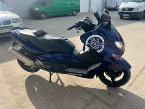 YAMAHA T-MAX 500 →