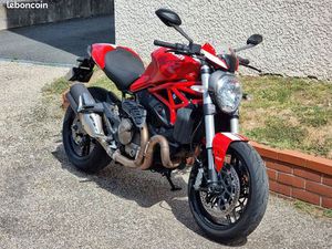 DUCATI 821 MONSTER STRIPE 2015