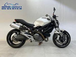 PRACHTIGE DUCATI MONSTER 696 MONSTER696 M696 M 696 (BJ 2008) — MOTOREN | DUCATI — MARKTPLAATS