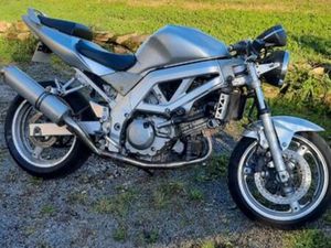 SUZUKI SV650