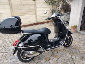 VESPA 300