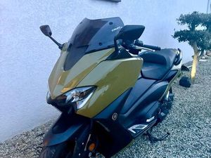 À VENDRE YAMAHA T MAX 560 DX